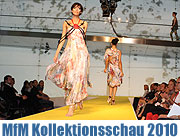 Deutsche Meisterschule für Mode zeigt Kollektion 2010 im BMW Museum (10.+11.06.2009) Motto: "Africouture" (Foto: Marikka-Laila Maisel)